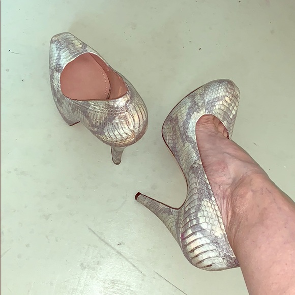 Vince Camuto Shoes - Vince Camuto -size 9.